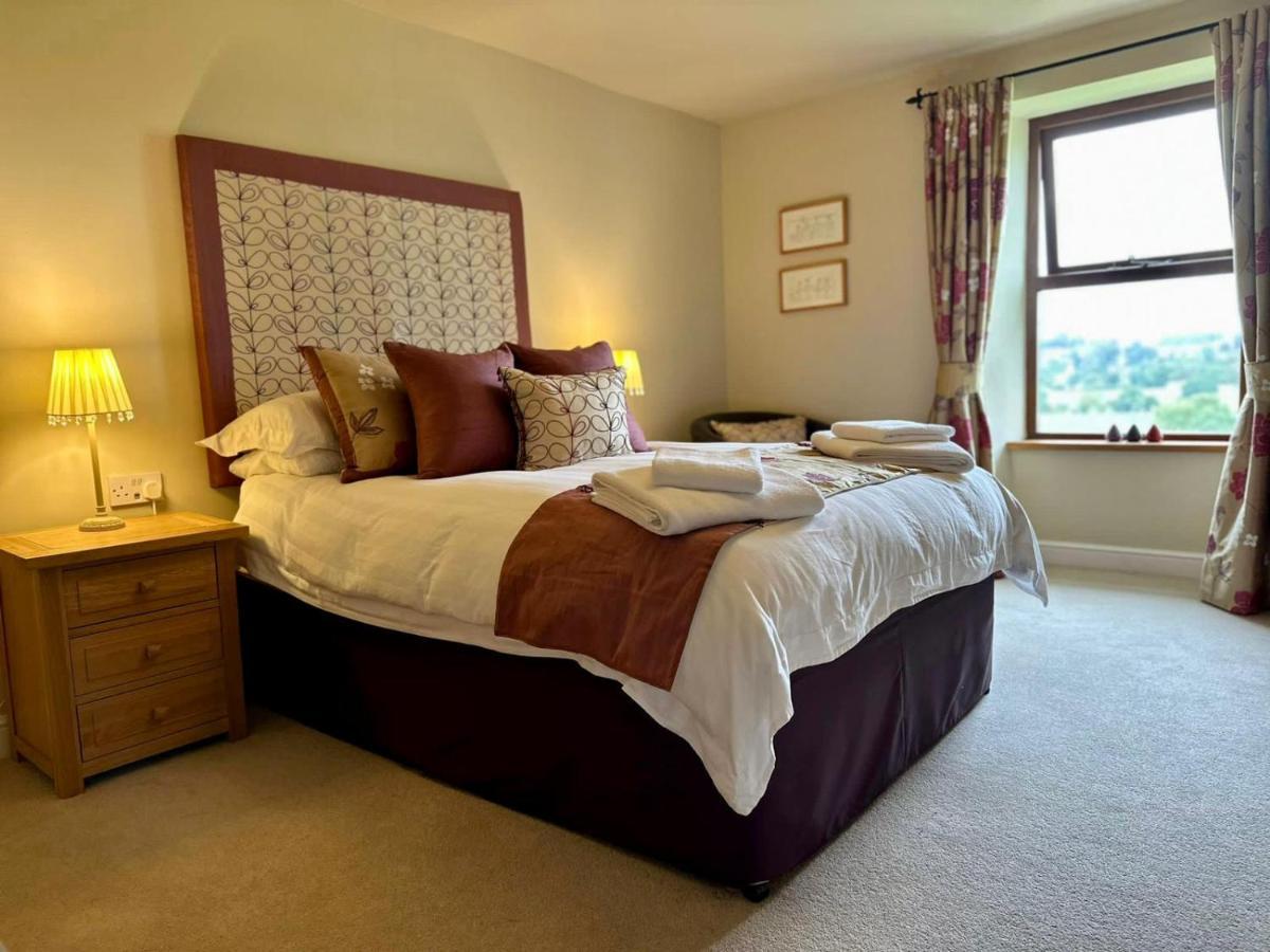 Booth House Apartment Elslack Екстериор снимка